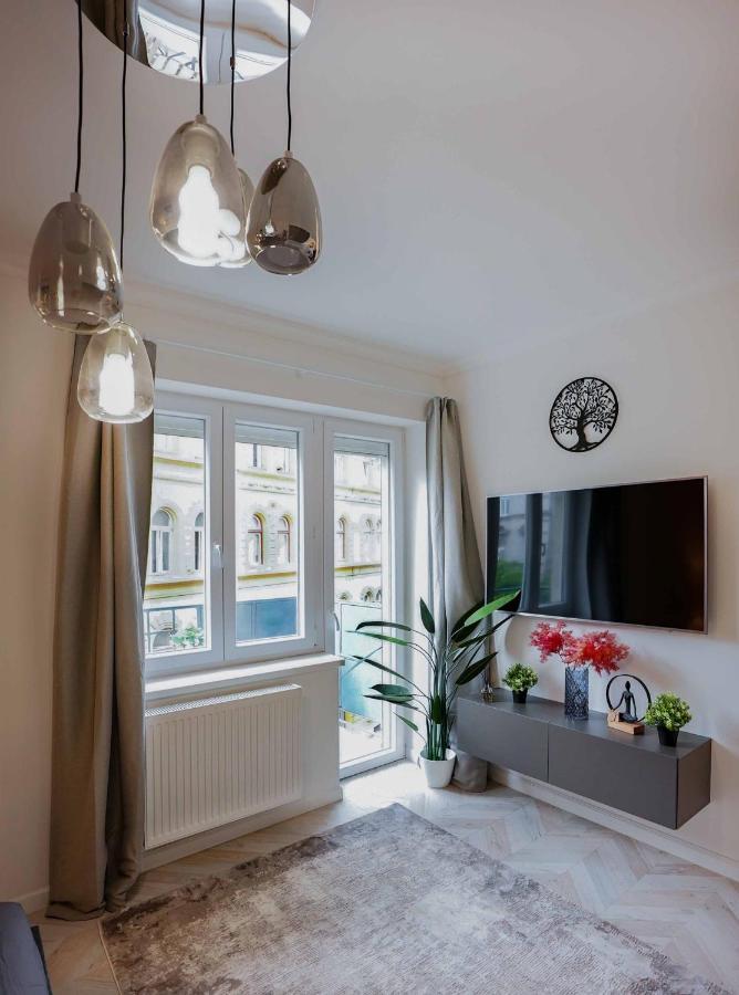 Corvin Avenue Premium Central Apartment Budapesta Exterior foto